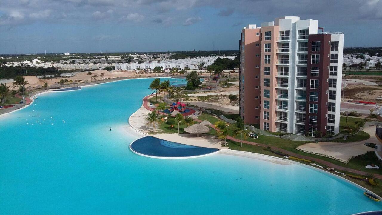 Departamento En Cancun Con 7 Albercas Tipo Playa Y Laguna Zewnętrze zdjęcie